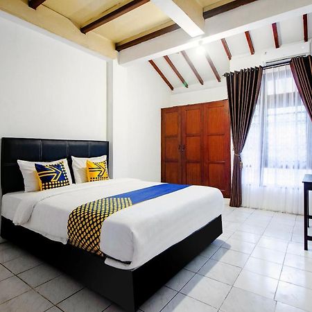 Spot On 2107 Ijo Pupus Syariah Residence Baturetno Εξωτερικό φωτογραφία