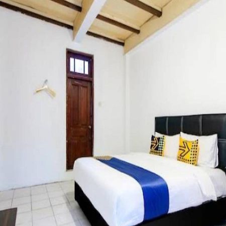 Spot On 2107 Ijo Pupus Syariah Residence Baturetno Εξωτερικό φωτογραφία