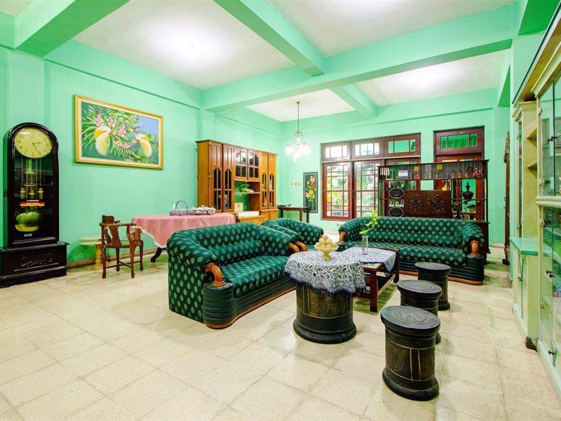 Spot On 2107 Ijo Pupus Syariah Residence Baturetno Εξωτερικό φωτογραφία