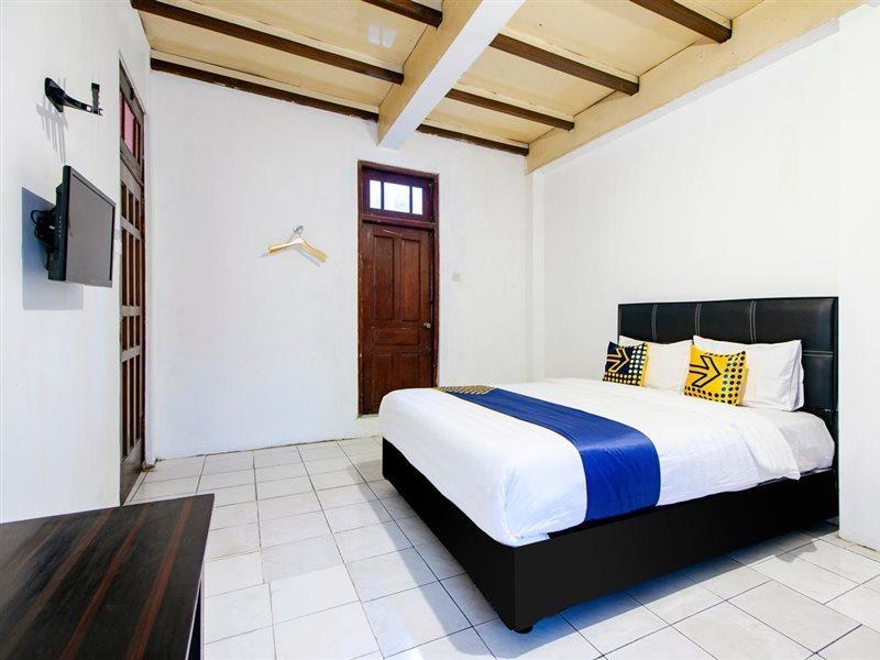Spot On 2107 Ijo Pupus Syariah Residence Baturetno Εξωτερικό φωτογραφία