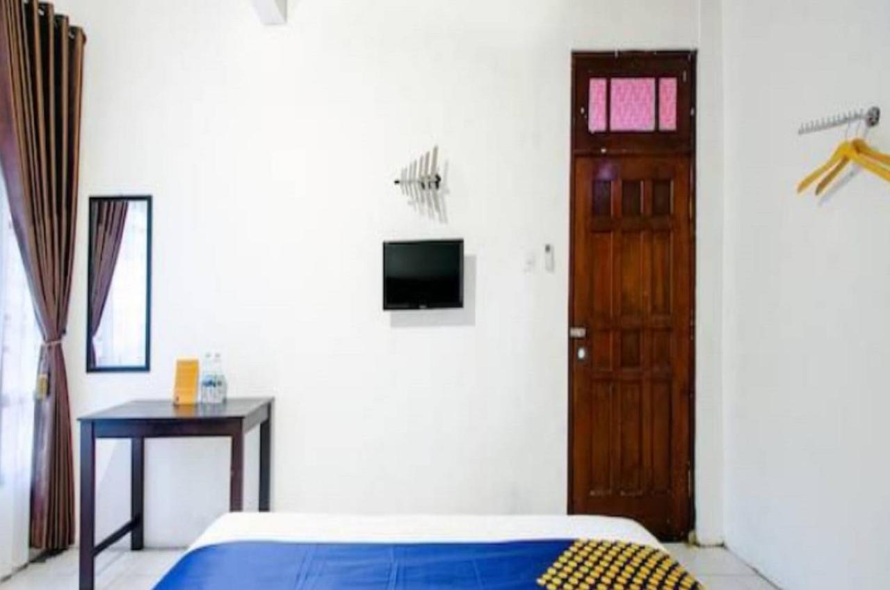 Spot On 2107 Ijo Pupus Syariah Residence Baturetno Εξωτερικό φωτογραφία