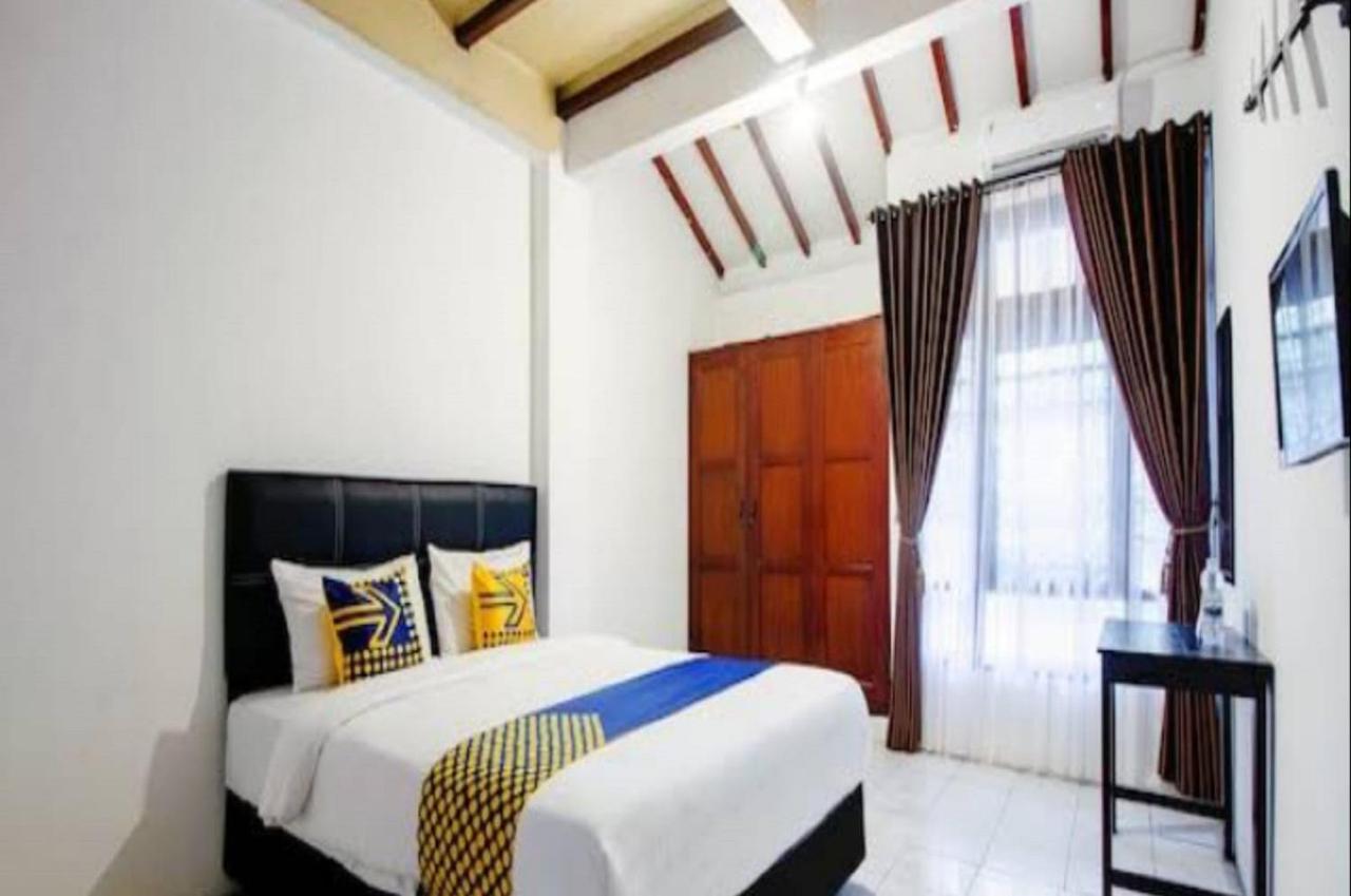 Spot On 2107 Ijo Pupus Syariah Residence Baturetno Εξωτερικό φωτογραφία