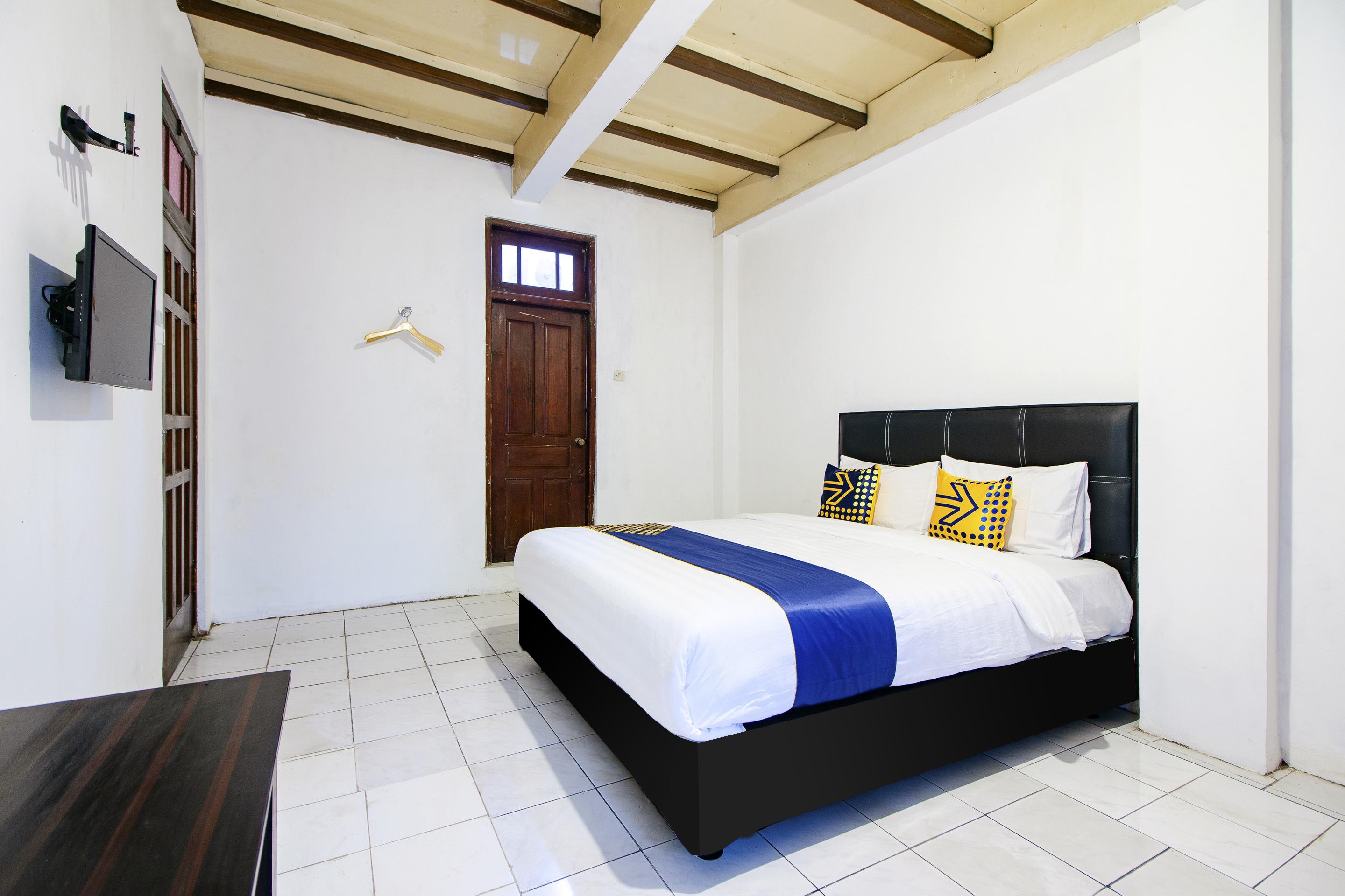 Spot On 2107 Ijo Pupus Syariah Residence Baturetno Εξωτερικό φωτογραφία