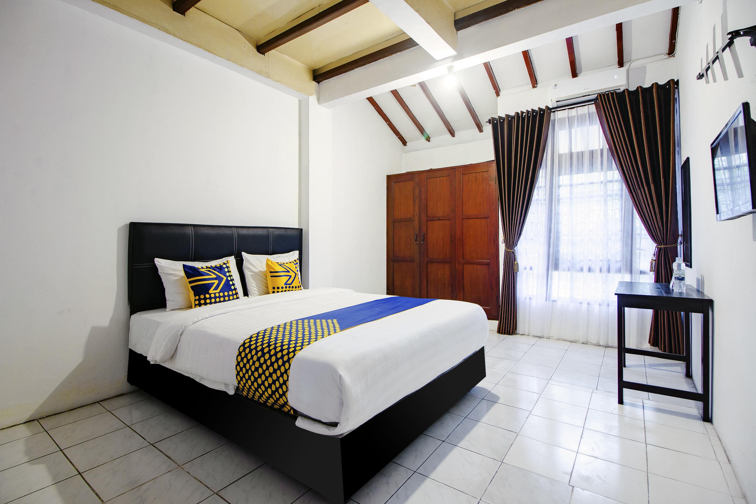 Spot On 2107 Ijo Pupus Syariah Residence Baturetno Εξωτερικό φωτογραφία
