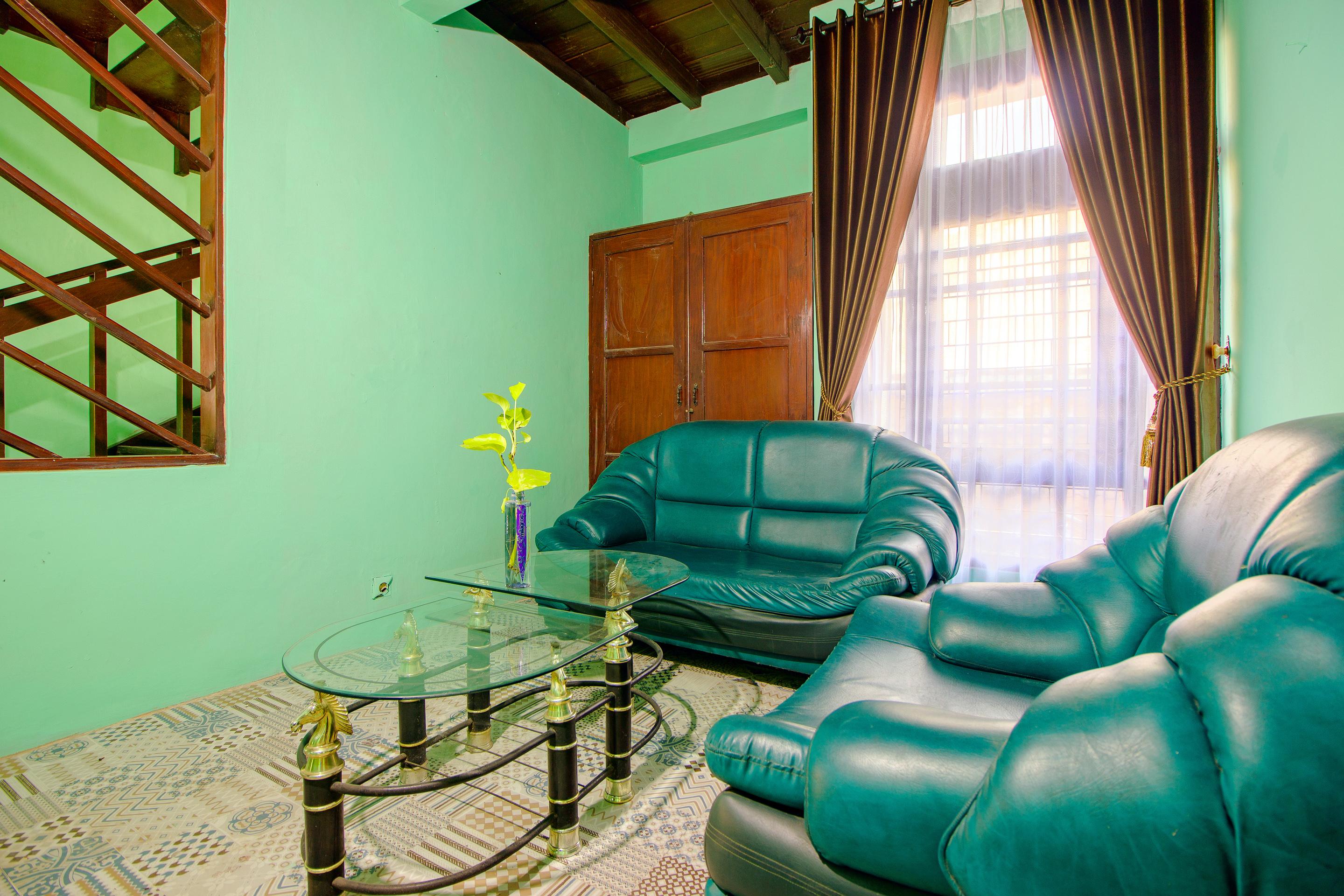 Spot On 2107 Ijo Pupus Syariah Residence Baturetno Εξωτερικό φωτογραφία