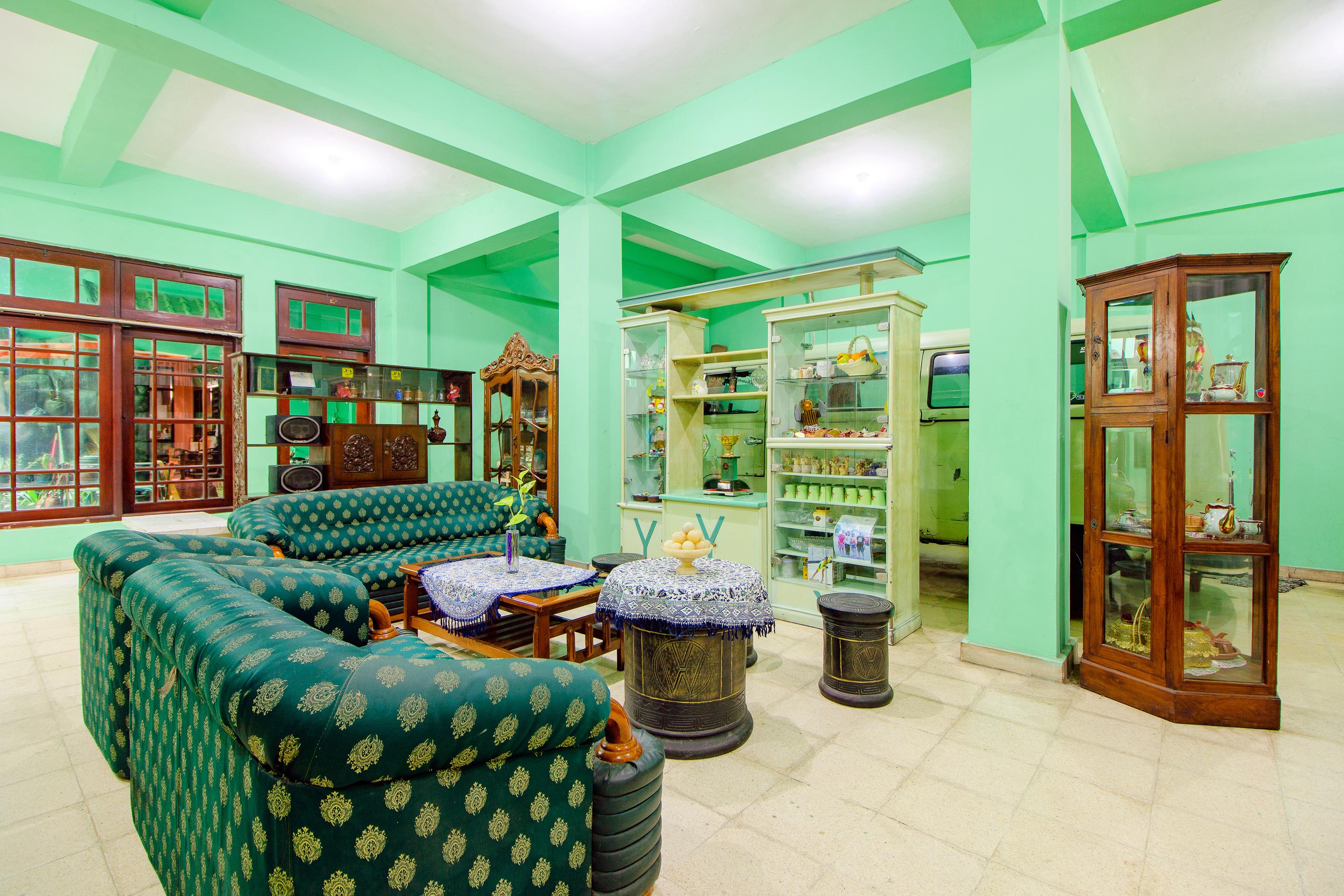 Spot On 2107 Ijo Pupus Syariah Residence Baturetno Εξωτερικό φωτογραφία