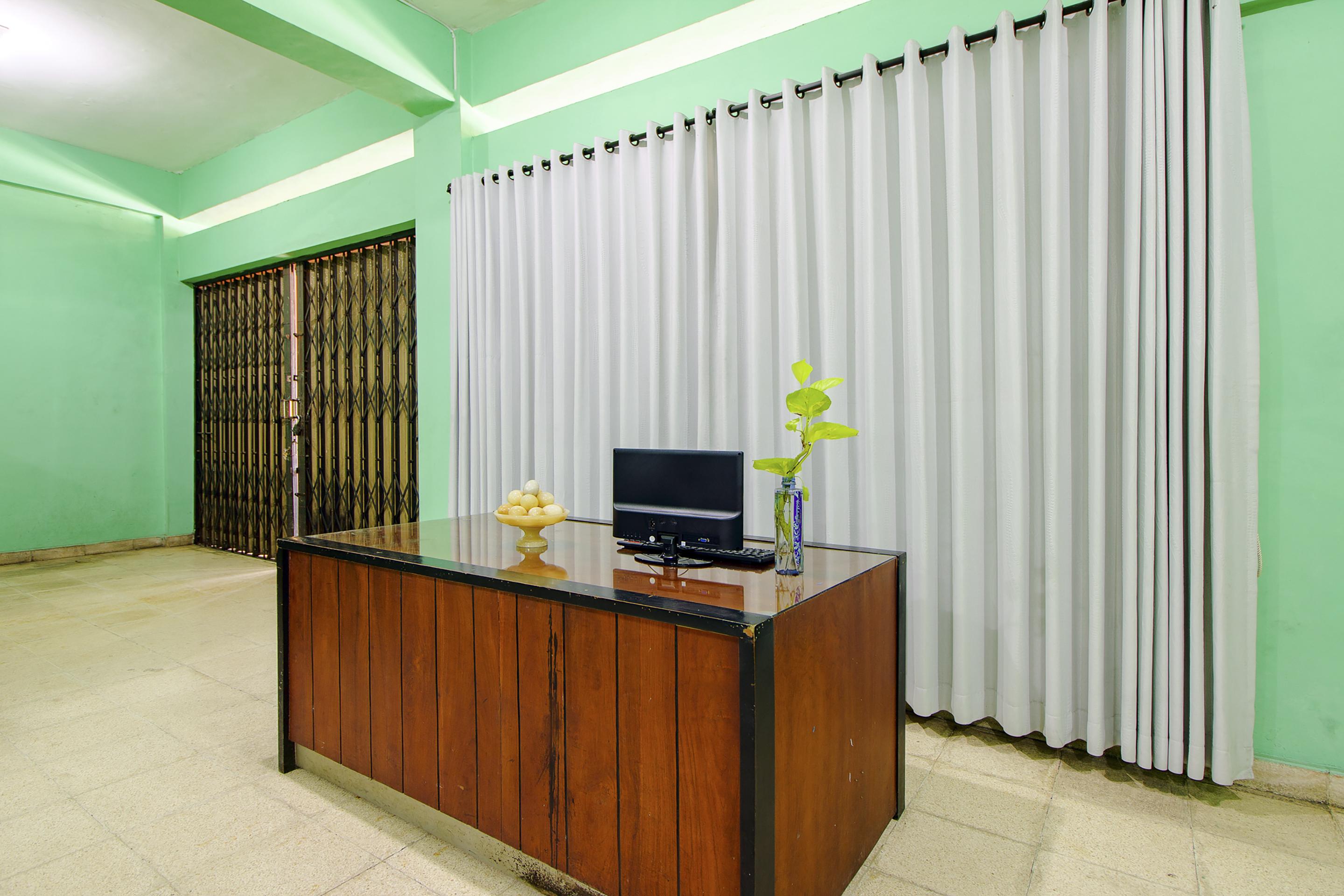 Spot On 2107 Ijo Pupus Syariah Residence Baturetno Εξωτερικό φωτογραφία
